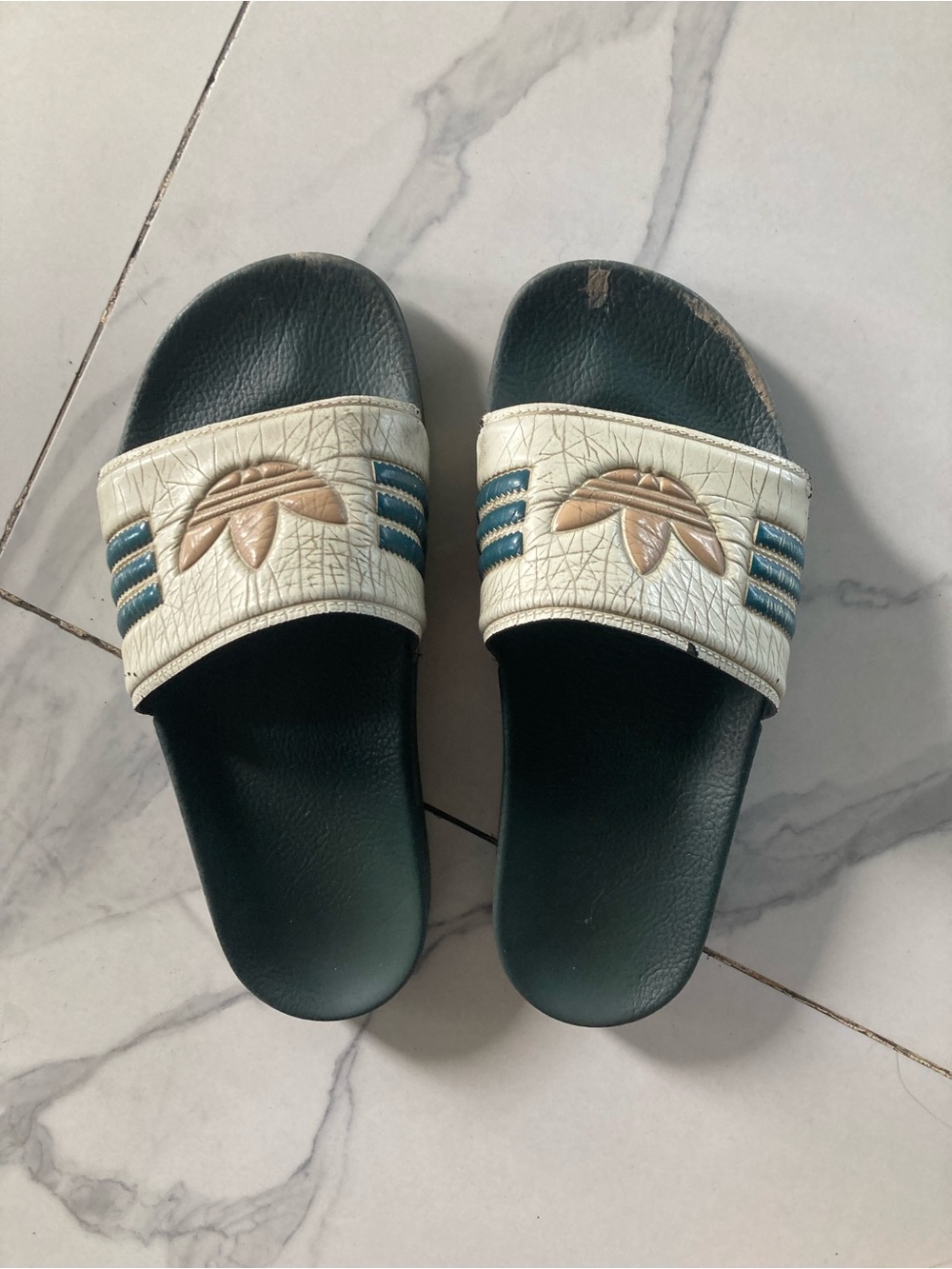 adidas White and Dark Green Slide Sandals with Gold Trefoil